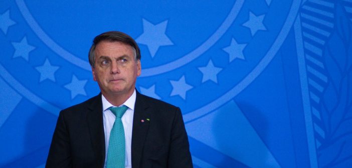 Bolsonaro já teve mais vetos rejeitados do que Lula, Dilma e Temer juntos